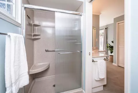 Bath - 1250 Los Rios Dr, Carmichael, CA 95608 photo 3 of 3