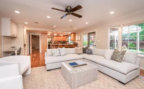Living - 1250 Los Rios Dr, Carmichael, CA 95608 photo 4 of 6