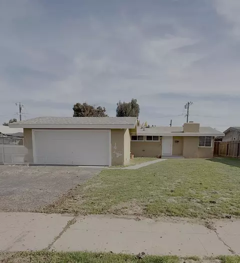 2310 Linden St, Atwater, CA 95301