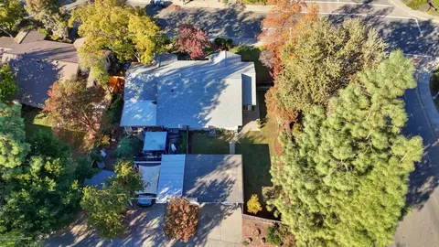 View/Area - 2302 Muir Woods Pl, Davis, CA 95616 photo 4 of 12