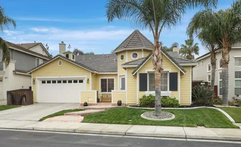 2307 Lighthouse Cir, Tracy, CA 95304 photo 2