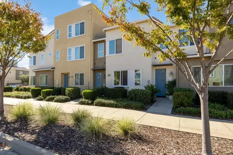 3216 Bridgeway Dr, Rancho Cordova, CA 95670