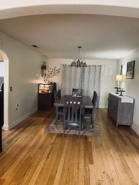 Dining - 9 4th Ave, Isleton, CA 95641 photo 1 of 1