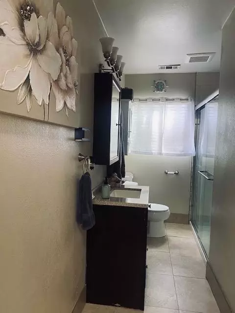 Bath - 9 4th Ave, Isleton, CA 95641 photo 1 of 1