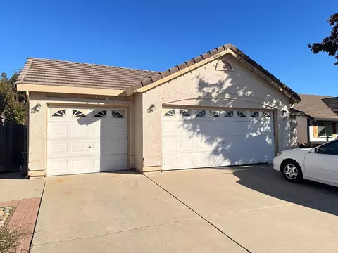 1305 Tranquil Ln, Ceres, CA 95307 photo 2
