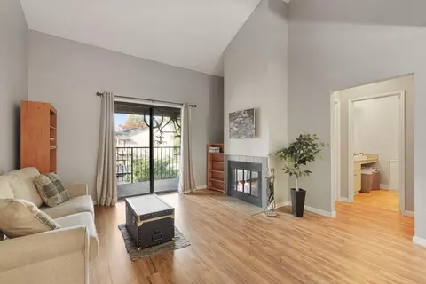 Living - 2401 Eilers Ln #304, Lodi, CA 95242 photo 2 of 2