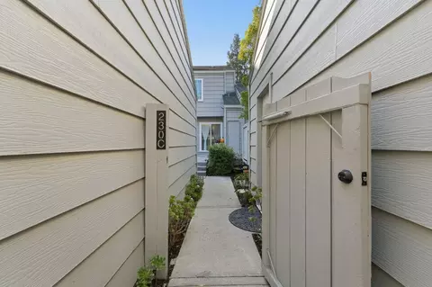 Exterior - 230 W Rumble Rd #C, Modesto, CA 95350 photo 7 of 14