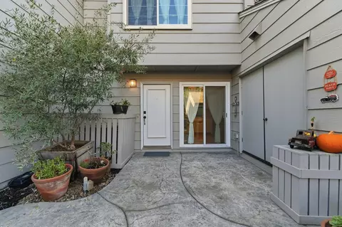 Exterior - 230 W Rumble Rd #C, Modesto, CA 95350 photo 8 of 14