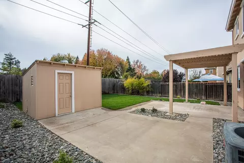 Exterior - 3169 Rogue River Dr, Chico, CA 95973 photo 13 of 16