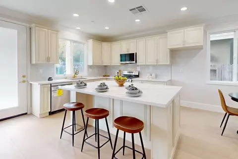 Kitchen - 3169 Rogue River Dr, Chico, CA 95973 photo 5 of 8