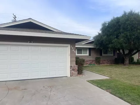 2245 Mission St, Turlock, CA 95380 photo 4