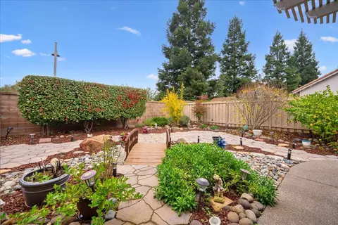 Exterior - 286 Lariat Loop, Lincoln, CA 95648 photo 6 of 11