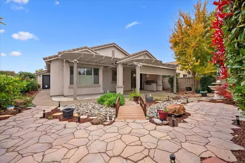 Exterior - 286 Lariat Loop, Lincoln, CA 95648 photo 9 of 11