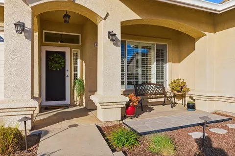 3509 Sugar Oak Ct, Modesto, CA 95355 photo 2
