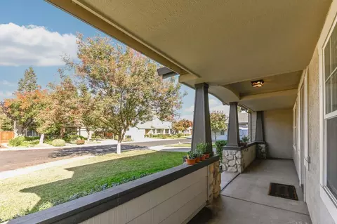 Exterior - 2008 Centennial Ct, Modesto, CA 95357 photo 6 of 16