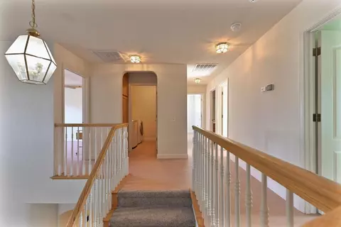 Entry Way - 2008 Centennial Ct, Modesto, CA 95357 photo 6 of 8