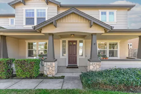 Exterior - 2008 Centennial Ct, Modesto, CA 95357 photo 5 of 16