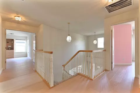 Entry Way - 2008 Centennial Ct, Modesto, CA 95357 photo 7 of 8