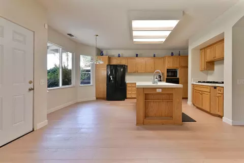 Kitchen - 2008 Centennial Ct, Modesto, CA 95357 photo 1 of 5