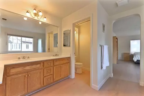 Bath - 2008 Centennial Ct, Modesto, CA 95357 photo 7 of 7