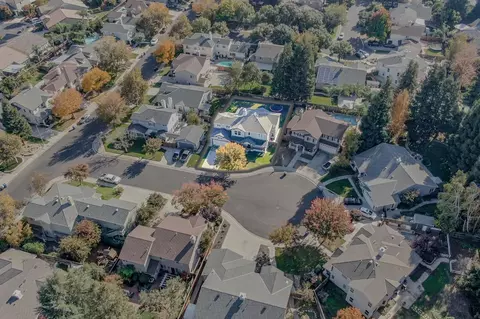 View/Area - 2008 Centennial Ct, Modesto, CA 95357 photo 3 of 5