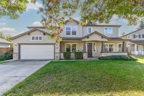 Exterior - 2008 Centennial Ct, Modesto, CA 95357 photo 2 of 16
