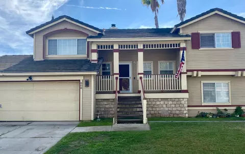 808 Prairie Dunes Dr, Lathrop, CA 95330