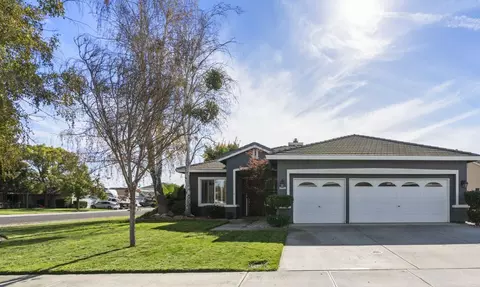 214 Osborne Ct, Ripon, CA 95366 photo 2