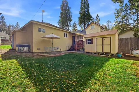 Exterior - 49 W Oak, Colfax, CA 95713 photo 8 of 11