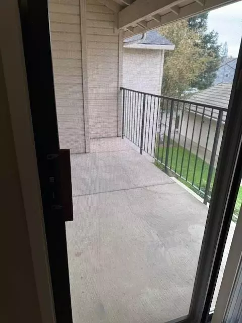 Exterior - 2401 Eilers Ln #804, Lodi, CA 95242 photo 2 of 6
