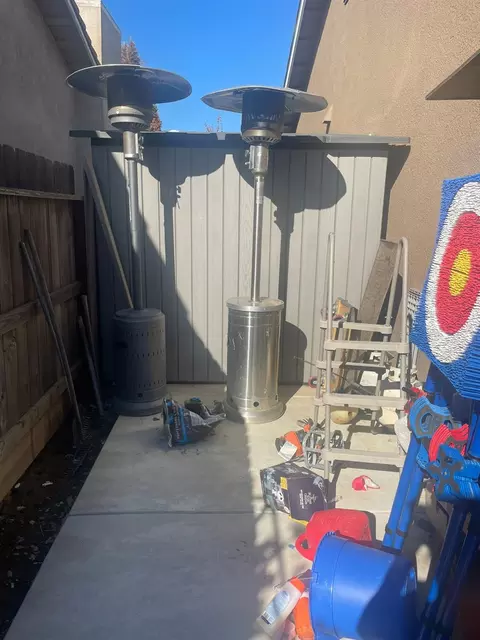 Exterior - 486 E San Pedro St, Merced, CA 95341 photo 7 of 7