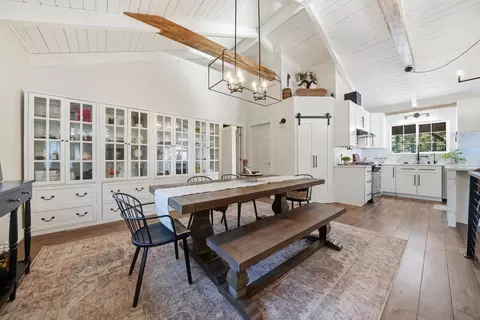 Dining - 20066 Dawn Ridge Dr, Jackson, CA 95642 photo 1 of 3