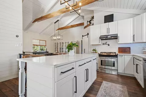 Kitchen - 20066 Dawn Ridge Dr, Jackson, CA 95642 photo 1 of 5