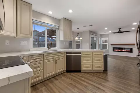 Kitchen - 1420 Harvest Ln, Tracy, CA 95376 photo 1 of 4