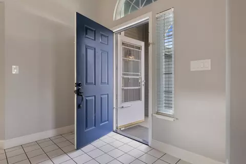 Entry Way - 1420 Harvest Ln, Tracy, CA 95376 photo 2 of 5