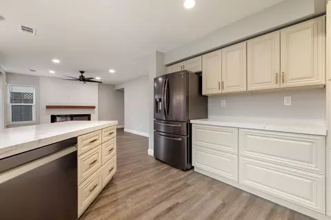 Kitchen - 1420 Harvest Ln, Tracy, CA 95376 photo 3 of 4