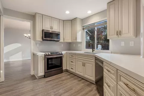 Kitchen - 1420 Harvest Ln, Tracy, CA 95376 photo 2 of 4