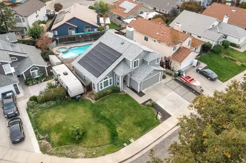 View/Area - 1420 Harvest Ln, Tracy, CA 95376 photo 2 of 7