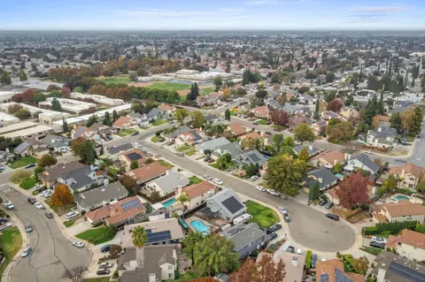 View/Area - 1420 Harvest Ln, Tracy, CA 95376 photo 4 of 7