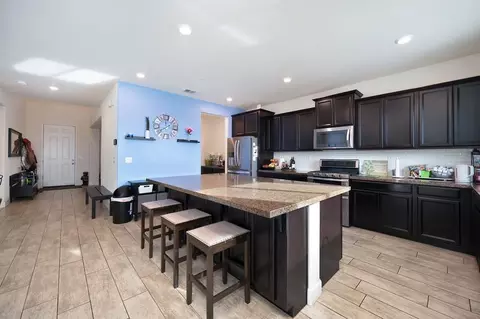 1004 Lavender St, Manteca, CA 95337 photo 8
