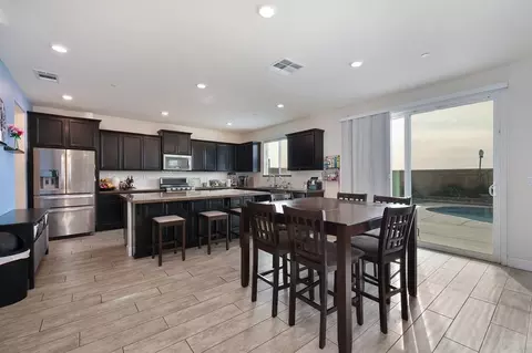 1004 Lavender St, Manteca, CA 95337 photo 9