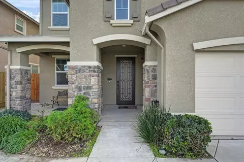 1004 Lavender St, Manteca, CA 95337 photo 3