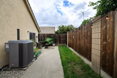 2329 Orchard View Cir, Modesto, CA 95355 photo 35