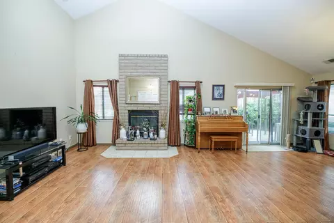 2329 Orchard View Cir, Modesto, CA 95355 photo 12