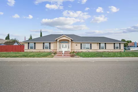 845 Pointe Lourose Ave, Gustine, CA 95322 photo 1