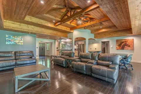 Living - 1305 River Rd, Modesto, CA 95351 photo 1 of 2