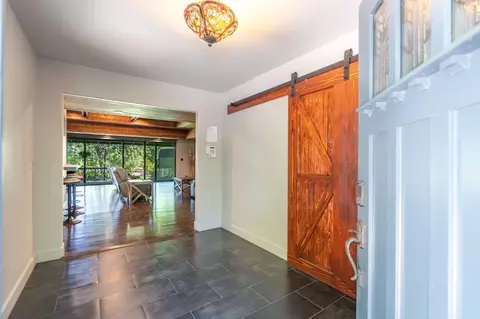 Entry Way - 1305 River Rd, Modesto, CA 95351 photo 1 of 2