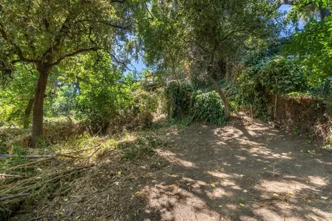 Exterior - 1305 River Rd, Modesto, CA 95351 photo 7 of 7