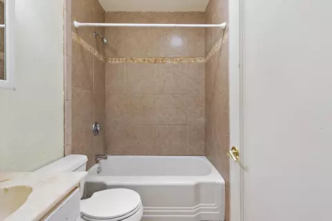Bath - 5236 Marconi Ave, Carmichael, CA 95608 photo 1 of 2