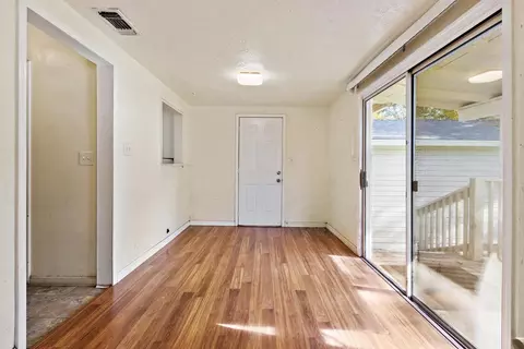 Living - 5236 Marconi Ave, Carmichael, CA 95608 photo 4 of 5